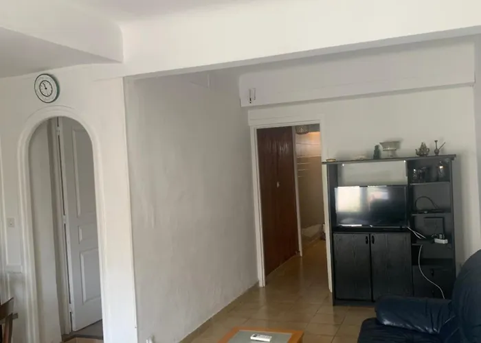 Casa de Férias Maison De Avec Jardin Et Terrasse Perpinhã