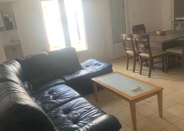 Semesterbostad Maison De Avec Jardin Et Terrasse Perpignan