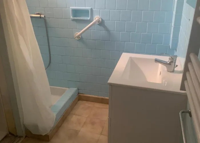 Casa de Férias Maison De Avec Jardin Et Terrasse *